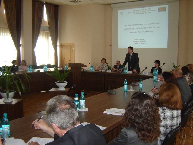 Masă rotundă cu producătorii şi utilizatorii datelor statistice în domeniul statisticii muncii