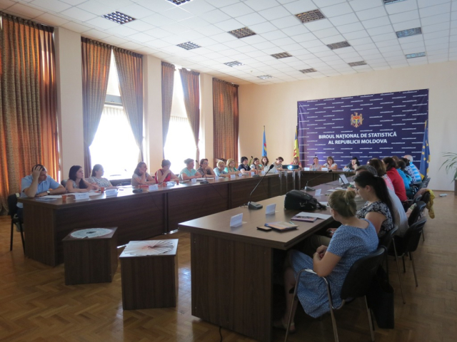 Seminar de instruire a specialiştilor anchetatori şi controlori încadraţi în reţeaua Ancheta Forţei de Muncă şi Cercetarea Bugetelor Gospodăriilor Casnice